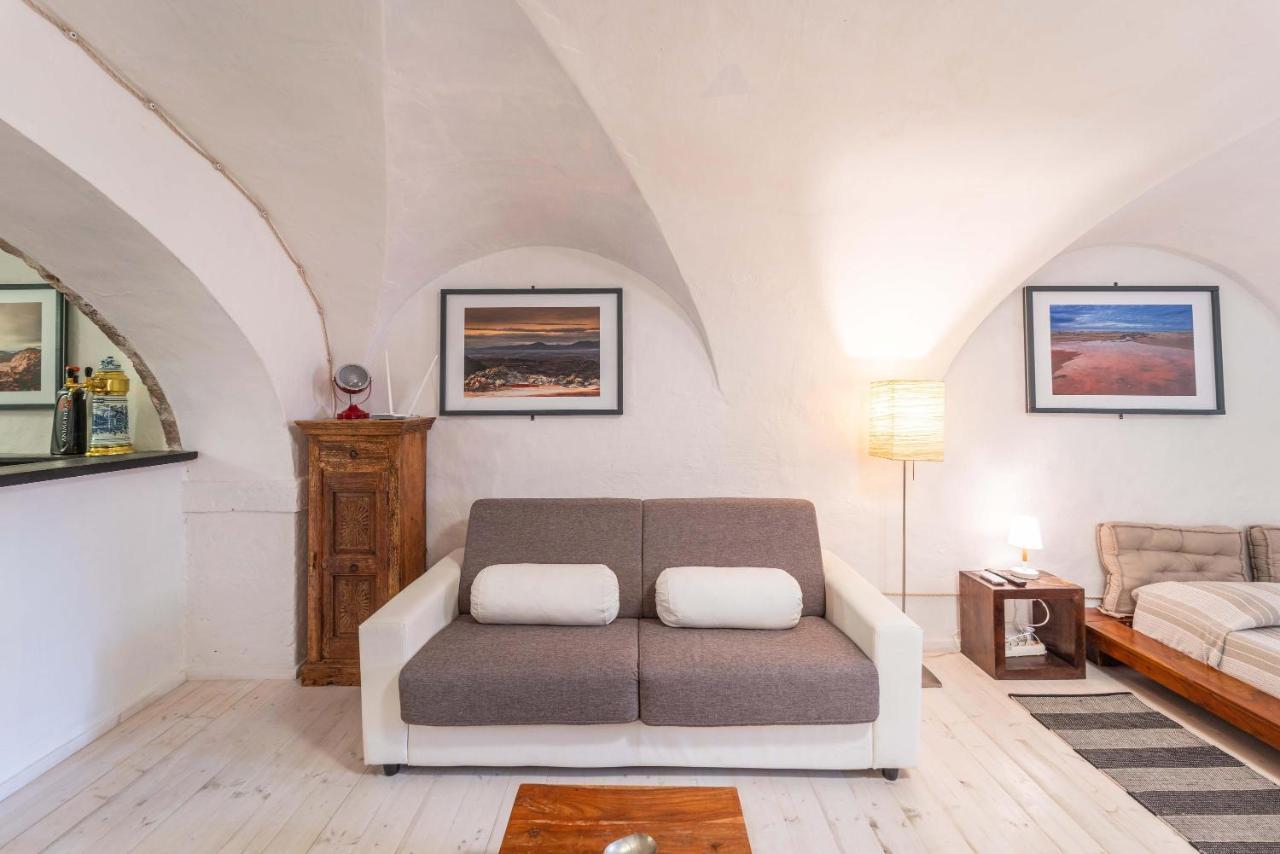Casa Gilbert 101 Apartment Алгеро Екстериор снимка