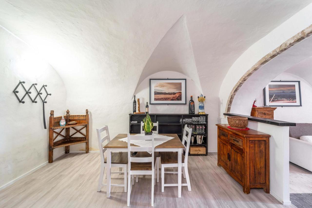 Casa Gilbert 101 Apartment Алгеро Екстериор снимка